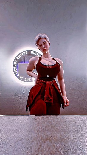 Emilia Zabberoni on Instagram: "Finally after more than 10 years since I started suffering from this disorder (between the end of 2012 and the start of 2013) I'm seeing the light at the end of the tunnel! It's a very long journey, full of obstacles, especially regarding the relationship with self image and the difficulty of managing the physical problems that such a disorder has left on the body. But there is HOPE, we can manage to survive the disorder and we can stop listening to the "voices" t