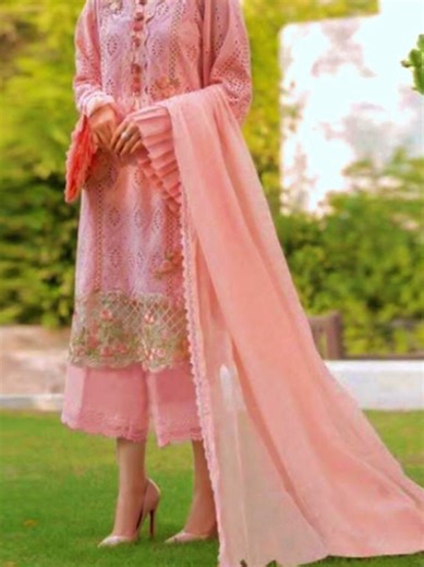 ✨ B..r.a.n.d: S.O.B.I.A N.A.Z.I.R ✨ 🌸 Fabric: Cotton & Khaadi Net ▪ Heavy Embroidered Cotton Chikankari Front ▪ Plain Embroidered Cotton Back ▪ Neck Embroidered Patch ▪ Chikankari Cotton Embroidered Sleeves ▪ Front Embroidered Daman Patch with Pearls Work ▪ Digital Print & Embroidered Khaadi Net Dupatta with Embroidered Pallu (Ready to Wear) ▪ Dyed Trouser with Embroidered Patch 💰 Wholesale Price: 4550/- 🔥 Limited Stock Available 📦 Order on WhatsApp: 03150843276 ✔ نرم اور آرام دہ کاٹن فیبرک 