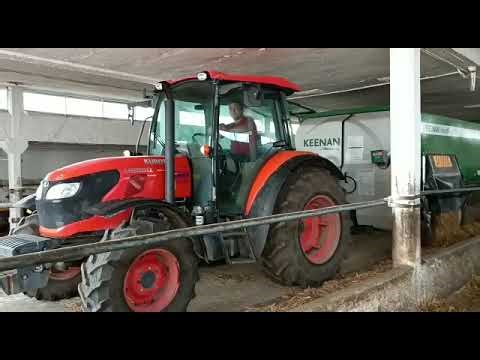 Kubota M9960