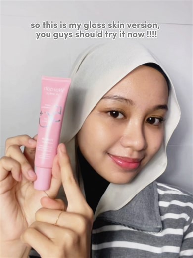 Achieve Smooth, Glowy Skin with Wardah Sunscreen