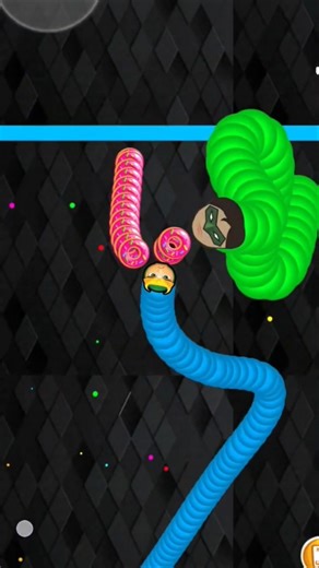 Worm zone io. Crazy Worm. Hero Loki