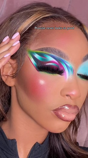 Enhance Your Look with Plouise XXXL Dramatic Lashes