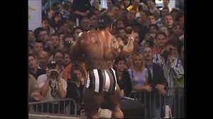 7.6K views · 140 reactions | The amazing Vince Taylor pozează pe Macarena  | Muscle Builder Romania | Facebook