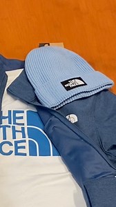 El mundo es tuyo para explorarlo, con las Jackets Apex Bionic 3, cuentan con una capa suave, que repelan el agua, son resistentes al viento y son elásticas. 🧥🤩🔥🌀 Compra a través de: 💻Tienda Online: https://thenorthface.gt/collections/regreso-a-clases-tnf 📍Tiendas físicas: https://thenorthface.gt/pages/nuestras-tiendas 📲WhatsApp: https://wa.me/50231516547 | The North Face