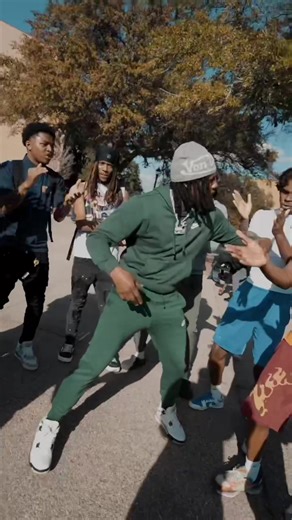Who Can Do It Better? Mardi Gras Dance Challenge!