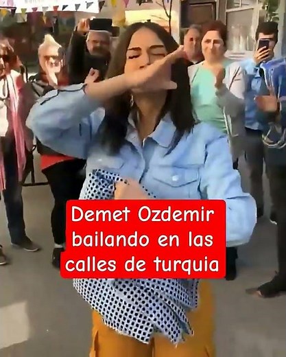 DEMET OZDEMIR BAILANDO #seriesturcas 1