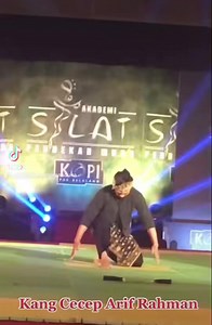 Seni Pencak Silat dari Kang Cecep Arif Rahman.. Jagoan dari Garut, Indonesia.. Ketika beliau hadir ke Malaysia dahulu.. Luar biasa.. Seru.. candu bangat… | Persatuan Dunia Seni Silat Melayu Malaysia