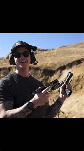 Laugo Alien Dual Wield 007 - First in the World