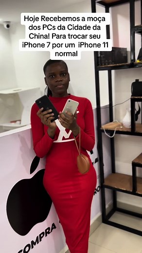 Hoje recebemos a Clotina, a moça que vende computadores na cidade da china para trocar seu iPhone por um iPhone 11 normal semi novo! Faça o mesmo vem trocar o seu iPhone inferior por um superior! Aumentando apenas a diferença