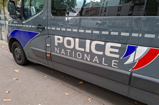 SEO : Rennes : une femme de 78 ans gazée et traînée sur plusieurs mètres lors d'un vol à la tire