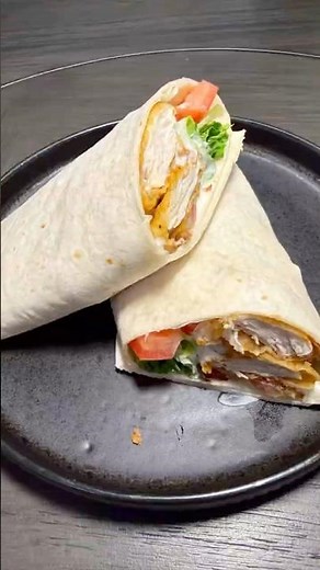 ✨ Crispy Chicken Bacon Ranch Wrap 🌯🥓