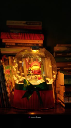DIY Snow Globe ❄️ Make it at home this Christmas 😍 #diy #christmasdecor #crafts #christmascrafts