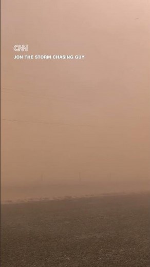 Videos show vehicle pileup caused by dust storms in Texas