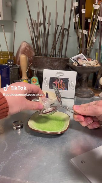 “How much cremation ash do you need?” is always a question that is posed. “Less than half a teaspoon is plenty” is the answer. I sift the ashes to use the finer particles and any remaining is always returned with the finished piece. #cremation #cremationashes #cremationjewelry #cremationart #goodbye #loss #grief #griefsupport #heirloom #mourningjewelry