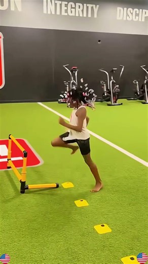 Childhood Vs Adulthood Sha Carri Richardson Winning World Championship #childhoodmemorie #youtube