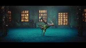 A poet, a screenwriter, and an incredible human being, but most importantly, the lyricist of the #TATAWPL anthem! Prasoon Joshi gives us his insight into what shaped the flow of our favourite tune! Jay Shah | #WPLAnthem | #TataWPL2023 | #YehTohBasShuruatHai | WPL - Women's Premier League