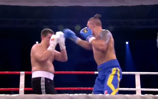 Oleksandr Usyk（乌克兰）vs Eric Brechlin（德国）