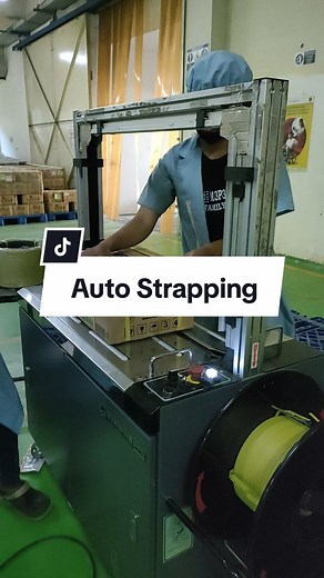 Full Auto Strapping machine || Mesin Strapping adalah salah satu jenis mesin kemasan yang membuat packing kardus jadi lebih mudah dibawa dan kuat digenggam #packaging #mesin #fyp