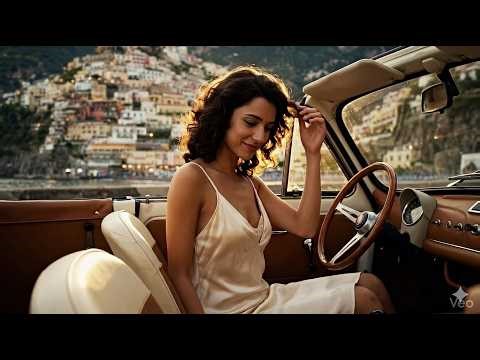 Italian Vintage Romance | Honeymoon Moments in the Mediterranean Sun