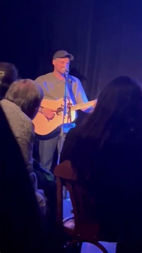 je ferai du one man show si ca marche pas dans la musique.