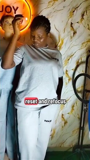 How to Cut T-shirt Easily