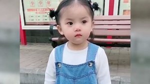 盘点奶凶奶凶的人类幼崽，人小脾气还挺大，狠起来连自己都咬