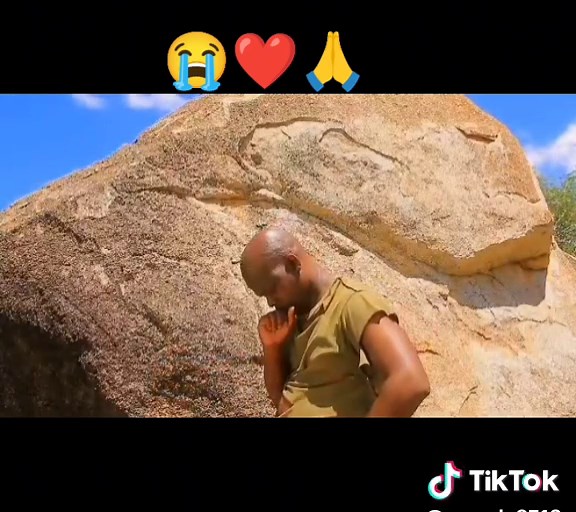 Eloyi Christian Church: Community and Faith Experiences