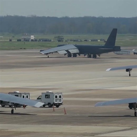 B-52 Bomber Flexing Its Legendary Capabilities #B52 #military #airforce