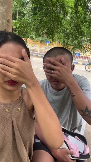 @Ng Hsu အူတက်နေပြီ🤣