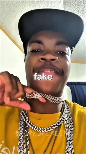 So This Is What Fake Diamonds Look Like? #fake #diamonds #rap