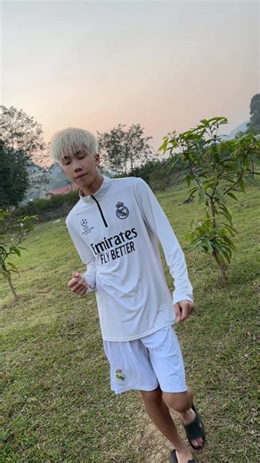 Video của Var (@user9sukeechihaa) với bản nhạc nhạc nền - yu!|