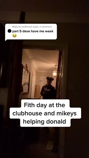 Reply to @wellknown.niyah_ #viral #fyp #mickeymouse #goofy #donaldduck #clubhouse #disney #princess