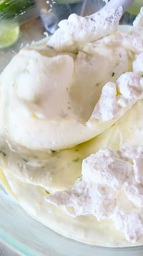 Easy Potluck Friendly Desert, No-Bake Key Lime Pie