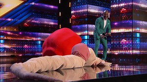 24M views · 33K reactions | The Big Apple has a special surprise for the Judges. | AGT Auditions | Facebook