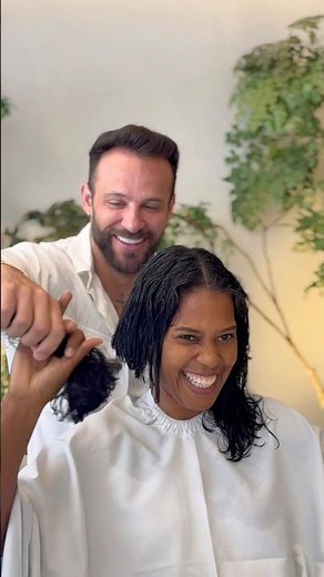 CPF ALTERADO COM SUCESSO! 😱🔥✂️ #cortefeminino #cabelocurto #hairstyle #cabelocurto #pixiecut