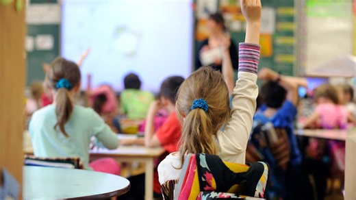 Le système d’éducation québécois pourrait économiser jusqu’à 1,9 G$ grâce à l’IA, selon une étude