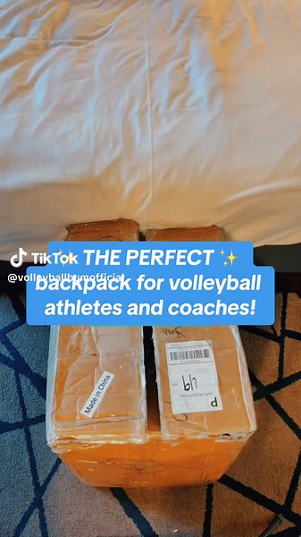 I never found a more versatile backpack than this one by @SLUNKS FAMILY Its fits everything I need for a weekend of volleyball! The top pocket easily holds my phone, keys, wallet, rings, chapstick, sunscreen, basically anything small that I want quick access to! The main pocket is perfect to hold my ipad, towel, hyperice venom, massage gun, bands, lacross ball, extra clothes, Oakleys, etc. The bottom compartment I’ll use for my shoes, dirty clothes, and/or deflated ball. I put my tripod, ball pu