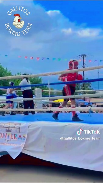 Fogueos Amistosos de Boxeo: Gallitos vs Llamas