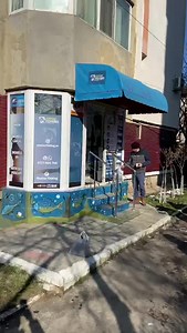 Ca tot a aparut modelul nou de la Dome Gabor am sa va arat un video sa vedeti cum am testat cu cativa prieteni master carp pro 390LC acum un an. (Modelul precedent celui care apare acum) Eram curiosi daca poti sa ridici un peste de aproape 3kg in lanseta. (In punga din imagine sunt 3 pungi de nada de 900g - 2,7kg) | Pescuit La Feeder Pe Ape Salbatice