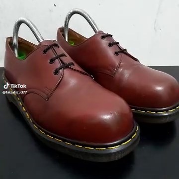 Dr Martens 1925: Steel Toe Red Cherry Boots Review
