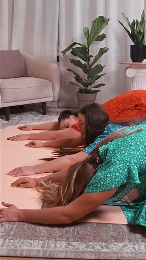 GRACEFUL TRIO | Yoga & Stretching at Home in Dresses