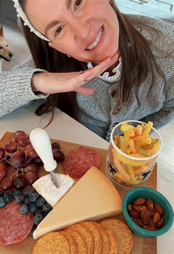 I almost ruined our girls DIY night - but thankfully @Instacart had my back! (ad) With delivery in as fast as 30 minutes, getting all the snacks I forgot was easy peasy, lemon squeezy! Sometimes you just don’t have time to run to the store (or, let’s be real, you just really don’t want to leave the house!), and when that happens, Instacart has you covered! Convenient, quick, and easy, ordering groceries via Instacart is a great time saving hack, especially when you forget the snacks! #instacartp