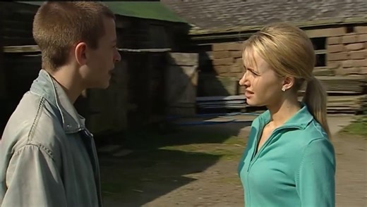Emmerdale Katie Sugden Slaps Daz Eden 11th June 2006
