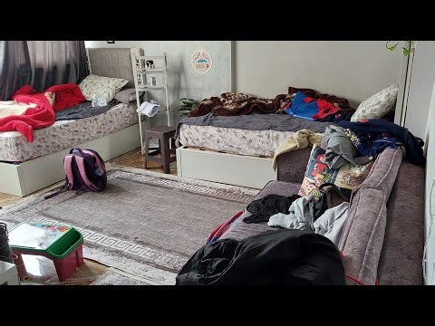 البيت يضرب يقلب❌️حتى لو بيتك مليون مكركب 🙆‍♀️مع روتين الخميس حتخلي البيت منظم ومرتب ف ساعه واحدة⏰️