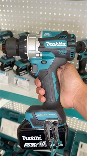 Makita DHP486