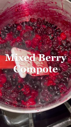 This mixed berry compote is so versatile and adds so much flavor to any dish! Try it on oatmeal, pancakes, ice cream cheesecake and more! Find the full recipe on my website. #mixedberry #mixedberrycompote #compote #berrycompote #bakersoftiktok #bakingrecipe #HPRadicalReuse