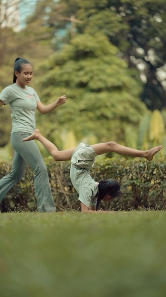 Salto Kelenturan Gimnastik Senam Lantai Indosalto