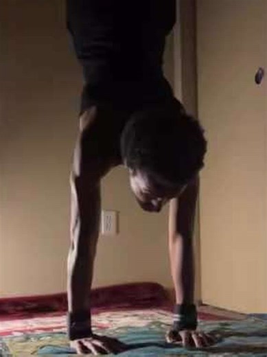 Mastering Handstand Push-ups: A Beginner's Guide