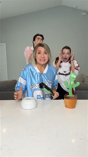 Silent challenge… would you fall for it?😅😳 #funny #gameplay #challenge #friends #challengemania