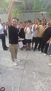 7.5K views | New iPhone 17's extreme drop test on concrete | Fabulous | Facebook